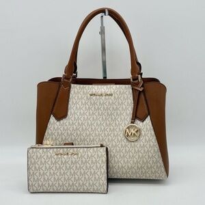Michael Kors Kimberly Satchel and Double Wallet Vanilla